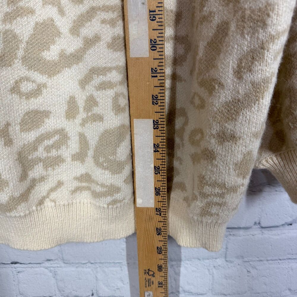 Beige Leopard Print Oversized Sweater Mediun Pullover Animal Pattern Knit Top - Picture 6 of 6